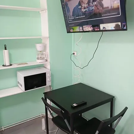 Rénové Proche Métro Appartement