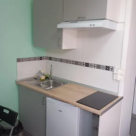 Appartement Renove Proche Metro *